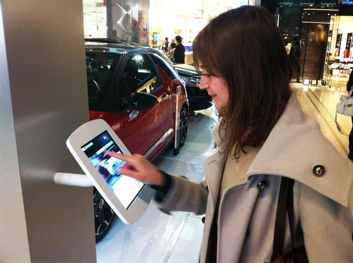 Bouncepad Branch verlängerte Tablet / iPad Wandhalterung, Ausstellung
