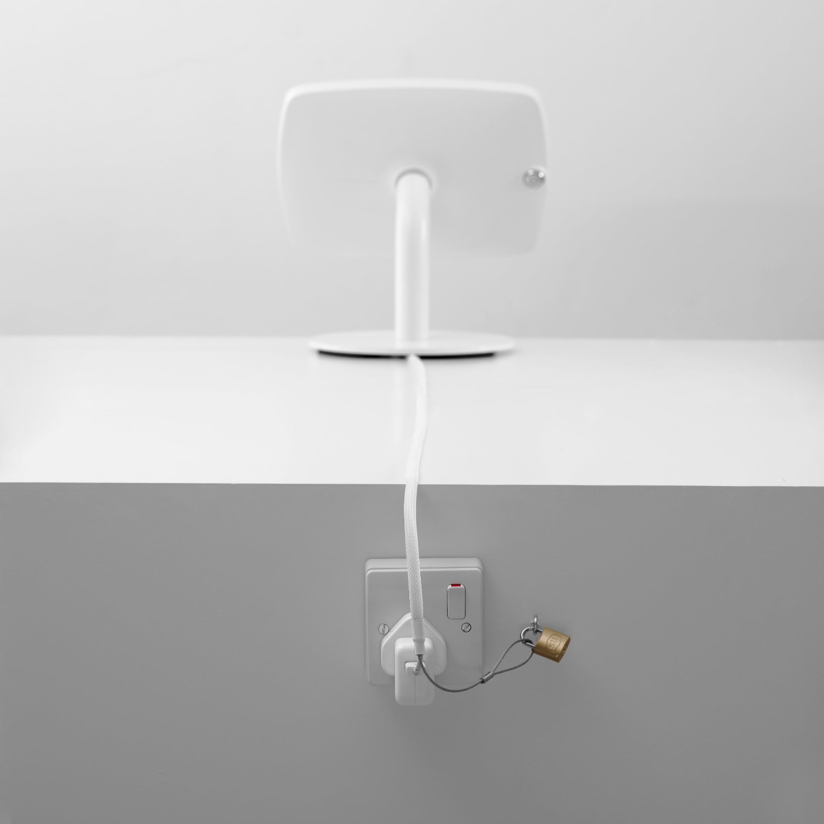 Bouncepad Counter 60 freistehende Tablet Halterung für Theke