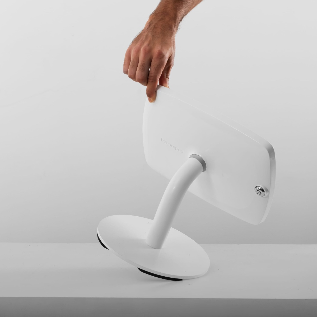 Bouncepad Counter 60 freistehende Tablet Halterung für Theke