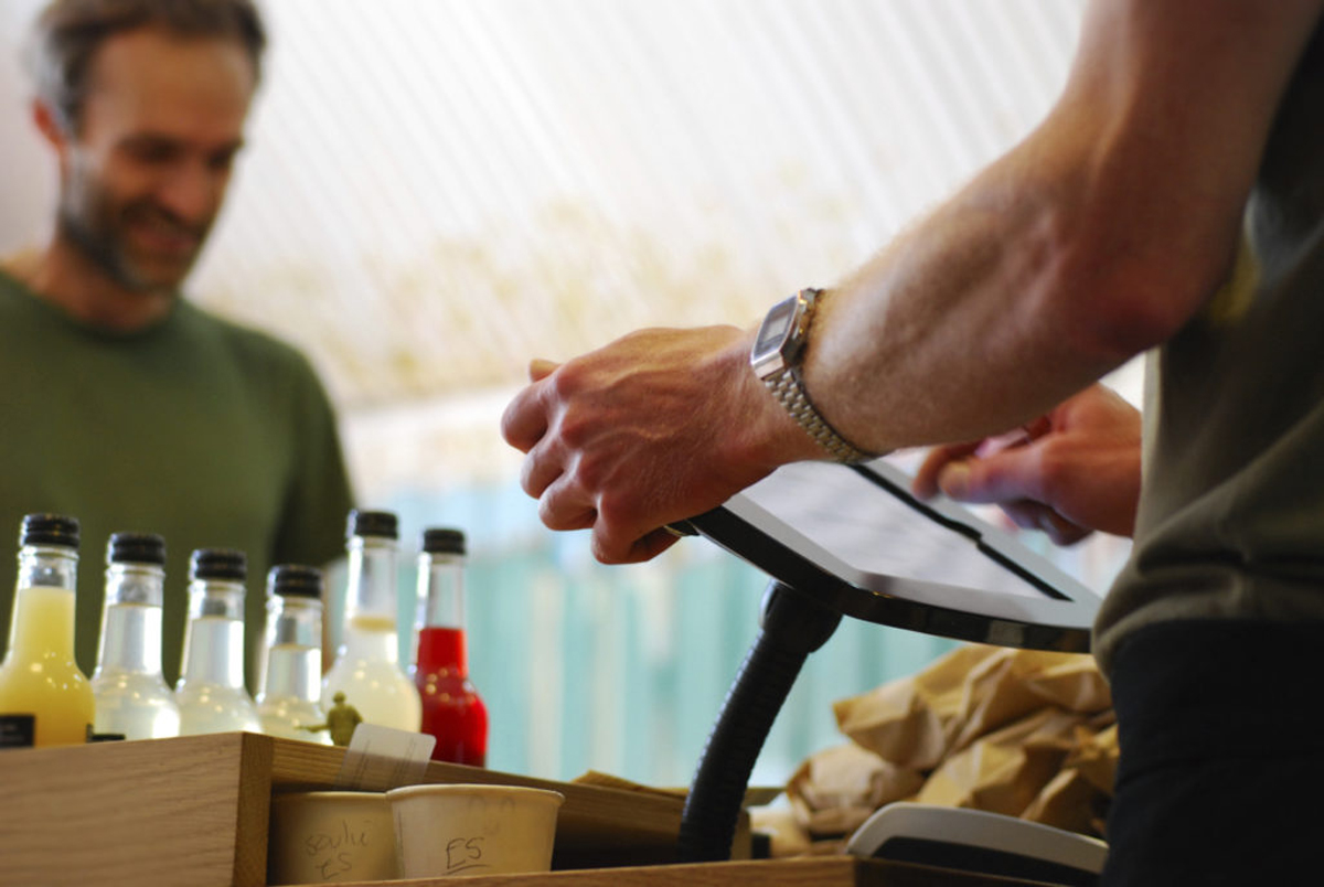 Bouncepad Flex - iPad Halterung mit flexiblem Schwanenhals - Gastronomie