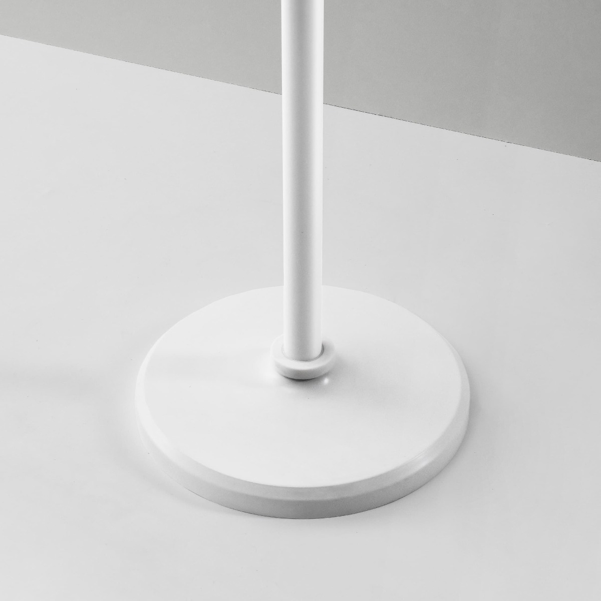 Bouncepad Floorstanding Tablet und iPad Bodenständer