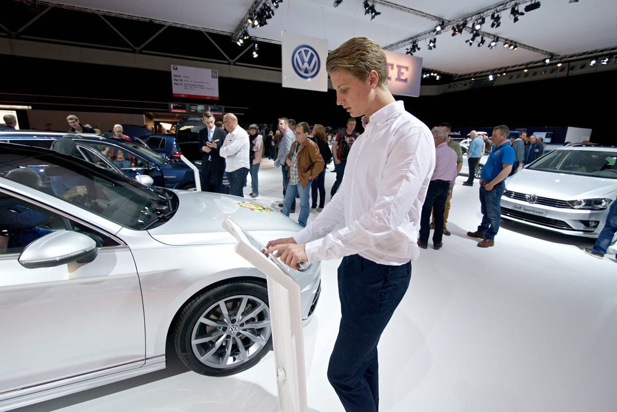 Tabdoq iPad Bodenständer - weiß - Messe