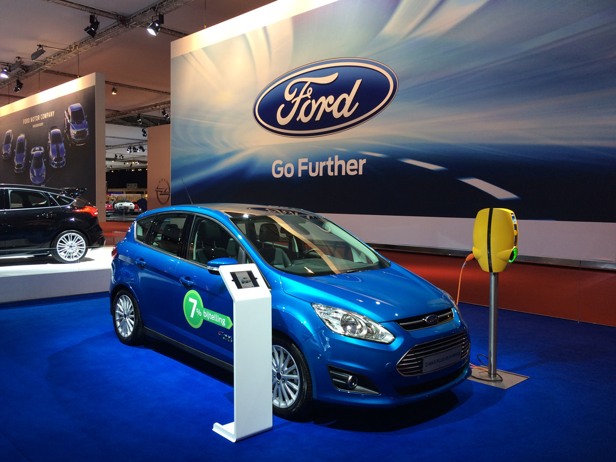 iPad Bodenständer Tabdoq für iPad 10 (2022) und iPad 11 (2025)